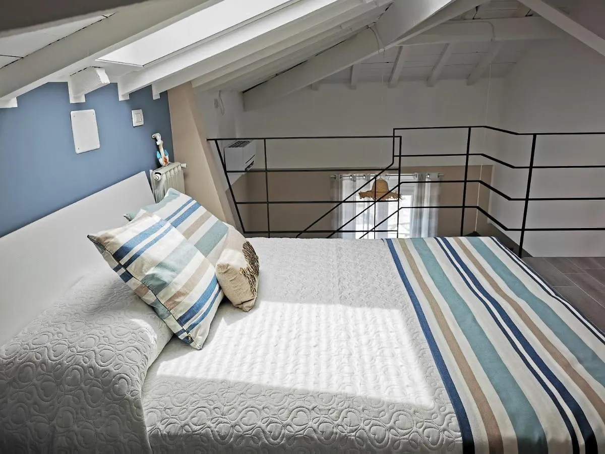 Tuffonelblu Apartment Ventimiglia 0*,