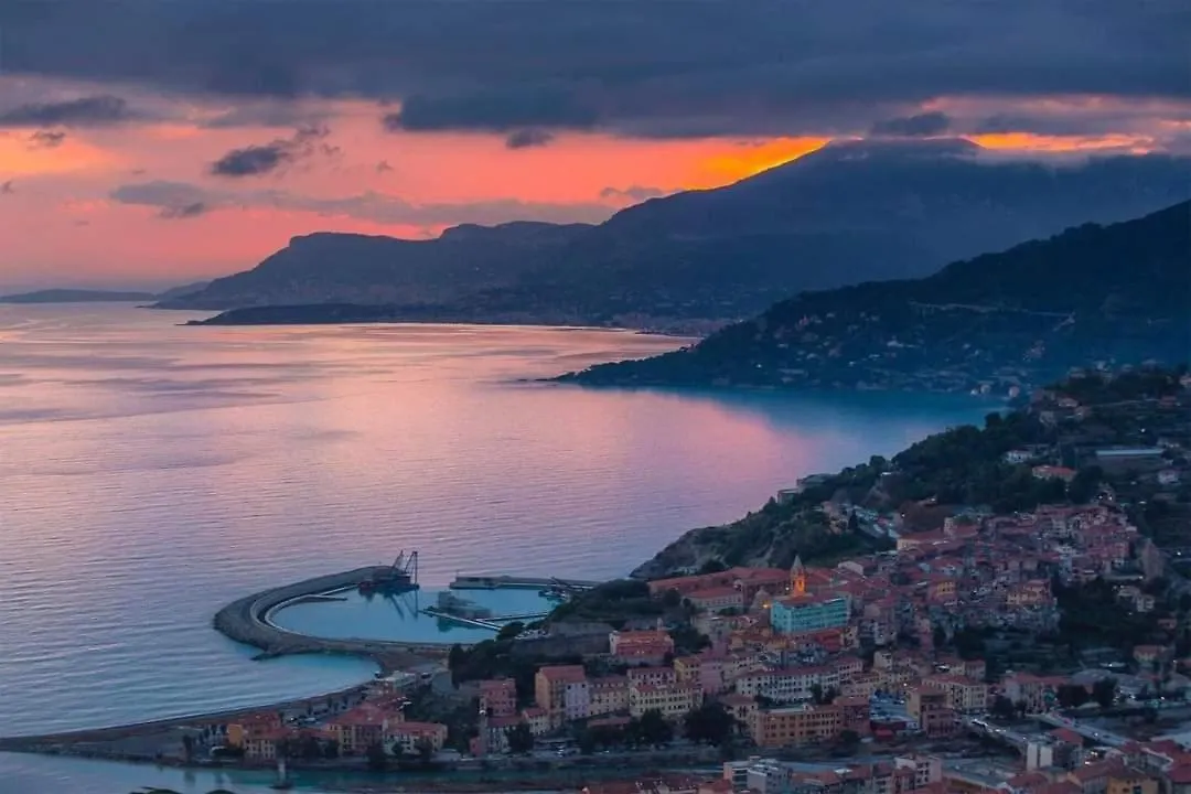 Tuffonelblu Apartment Ventimiglia Italy