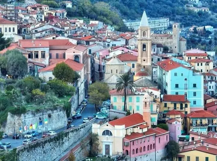 Tuffonelblu Apartment Ventimiglia Italy