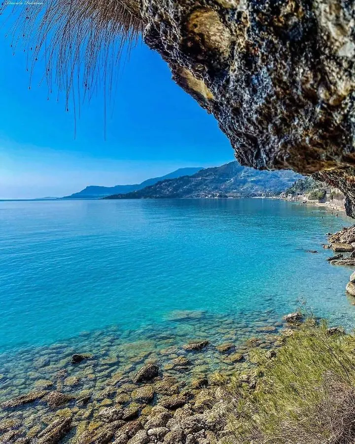 Tuffonelblu Apartment Ventimiglia Italy